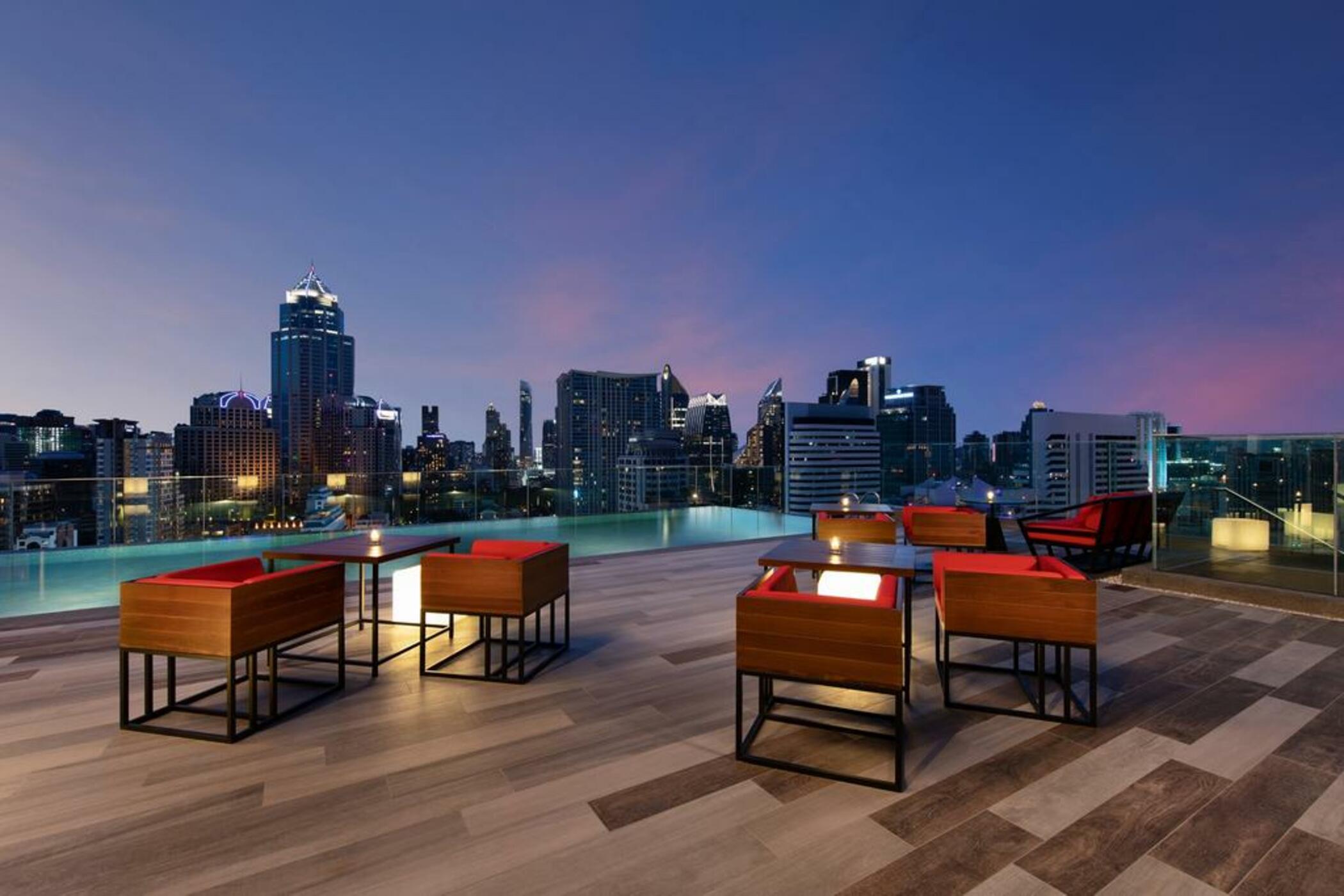 Novotel Bangkok Sukhumvit 4 Kültér fotó
