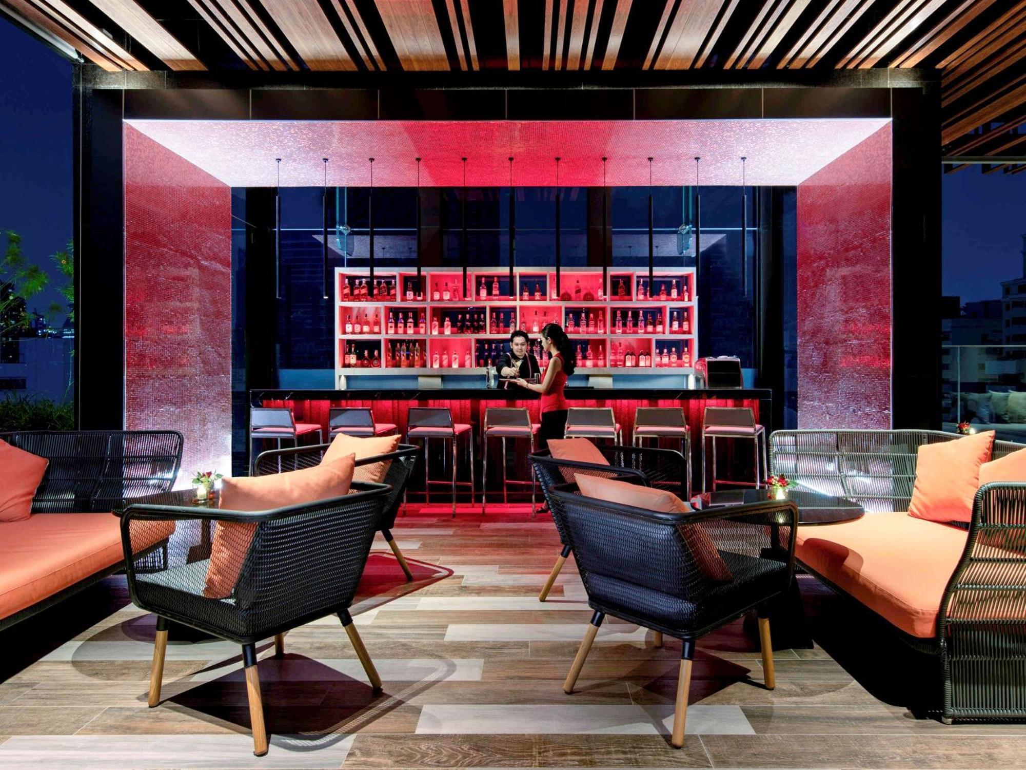 Novotel Bangkok Sukhumvit 4 Kültér fotó